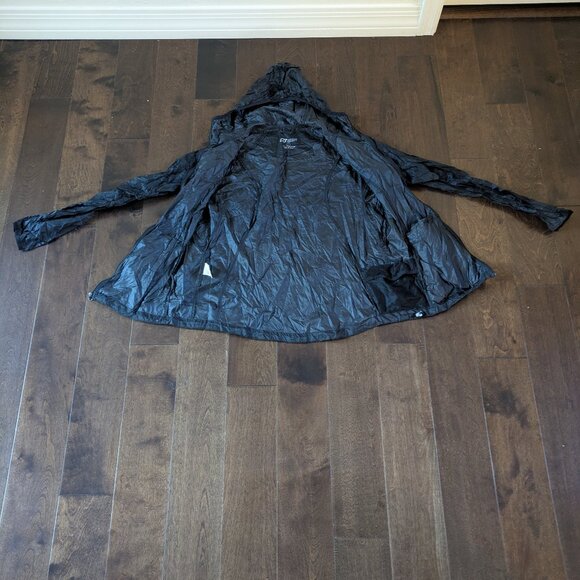 Eddie Bauer Women’s Packable Wind Jacket - Picture 6 of 10